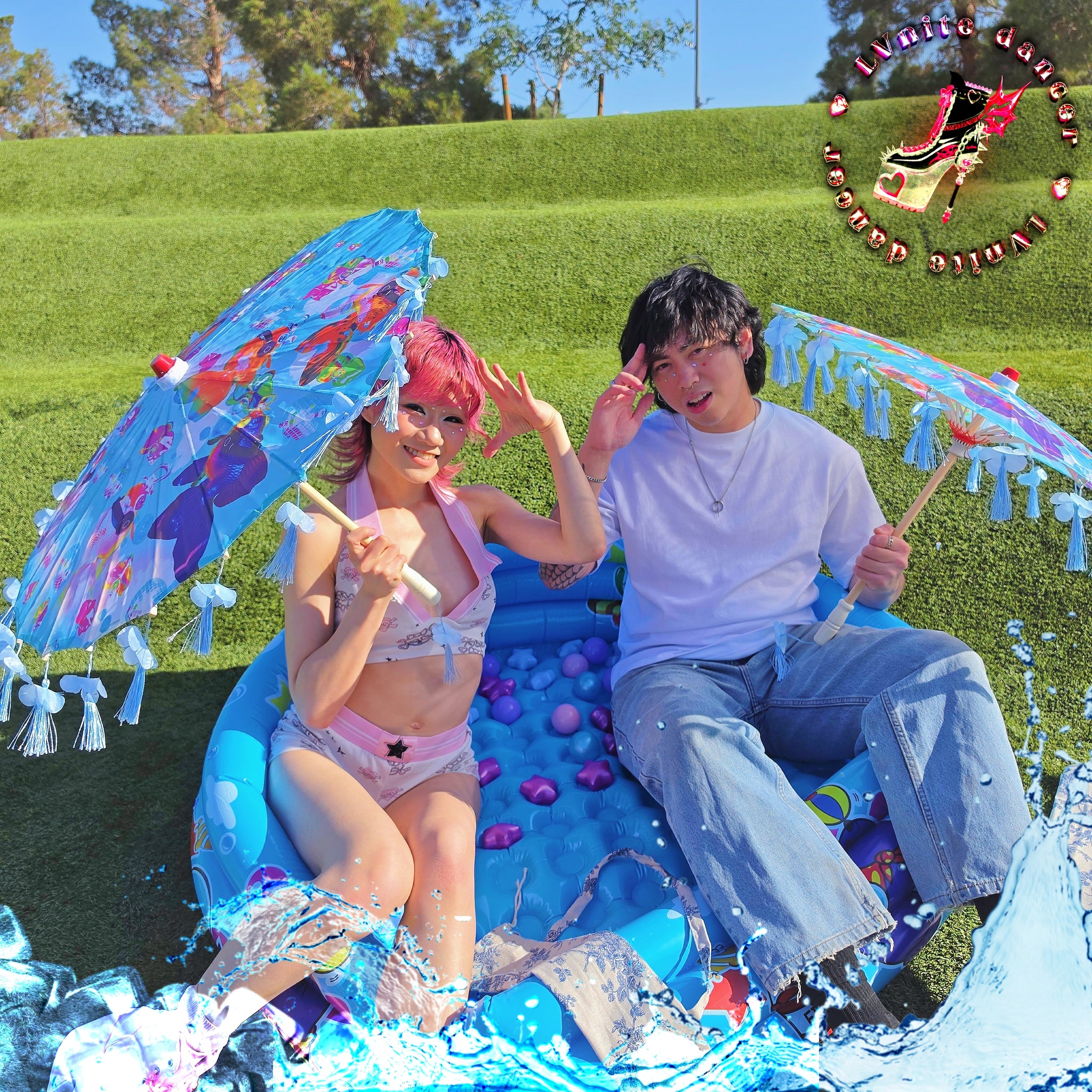 Disco Oranda Goldfish Fringed Parasol ( W/ Carrying Bag )