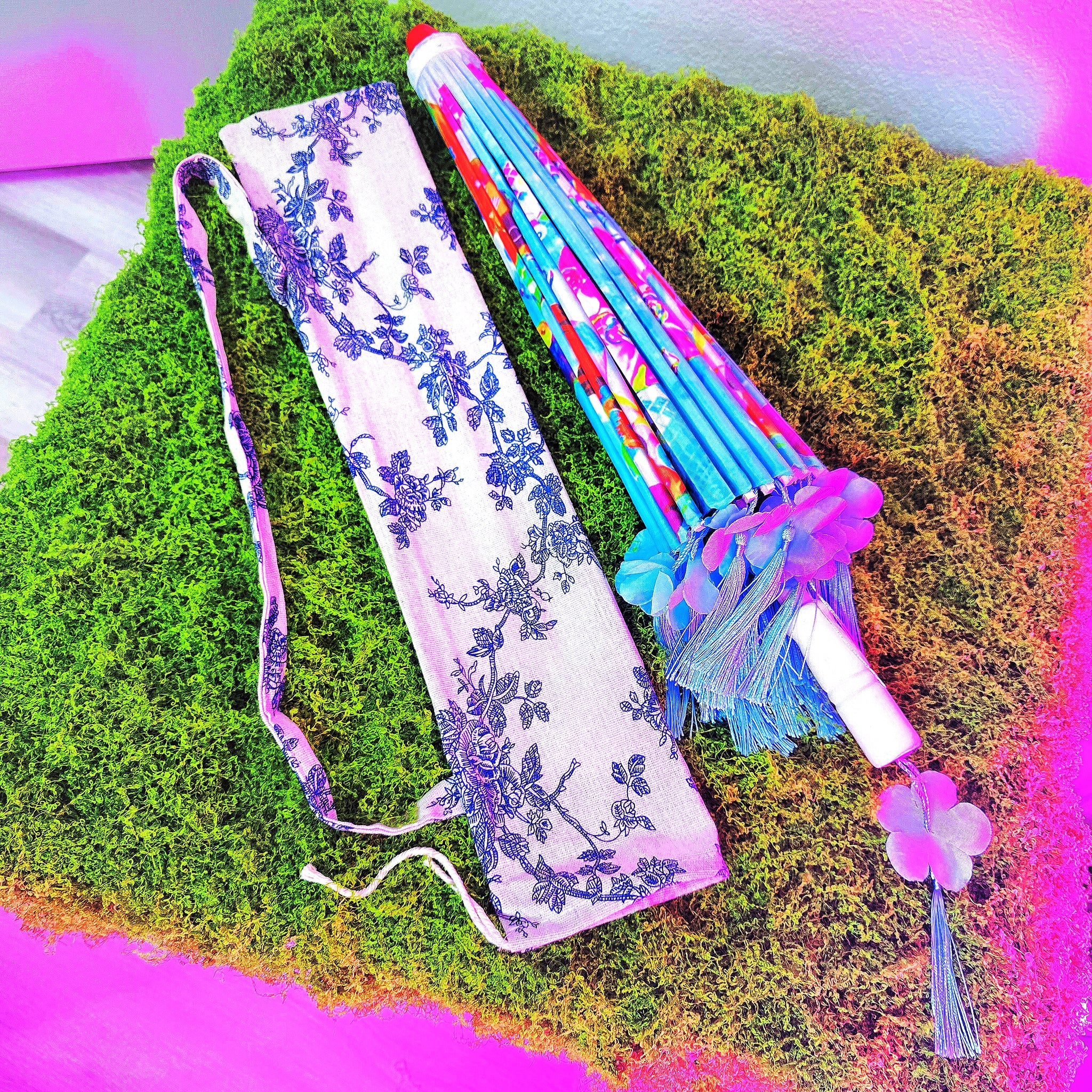 Disco Oranda Goldfish Fringed Parasol ( Comes With Carrying Bag )