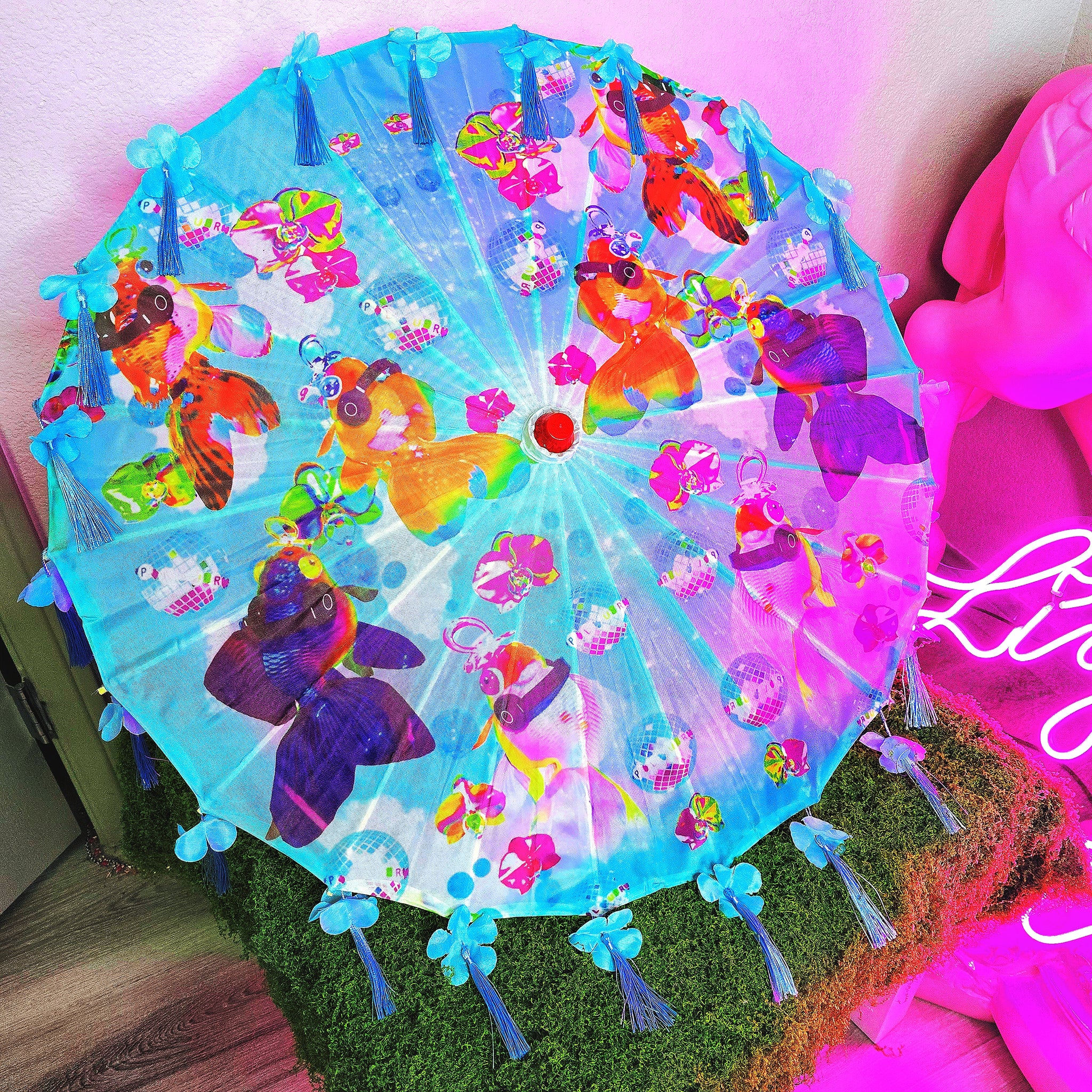 Disco Oranda Goldfish Fringed Parasol ( Comes With Carrying Bag )